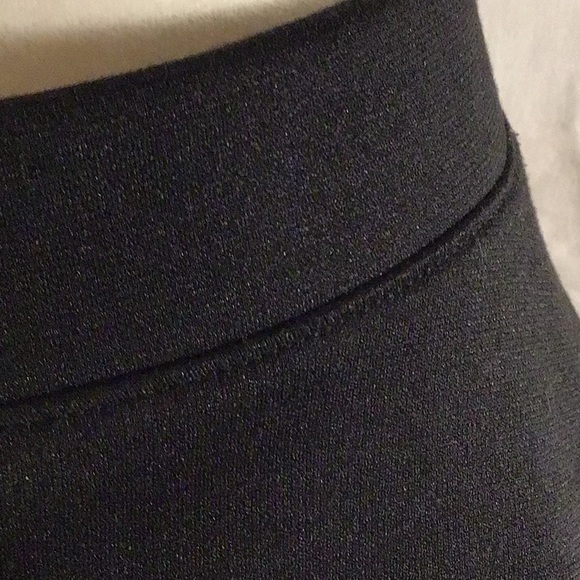NEW FOREVER 21 plus size skirt - Picture 3 of 10